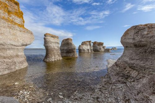 Monolithes-iles-mingan-735x490